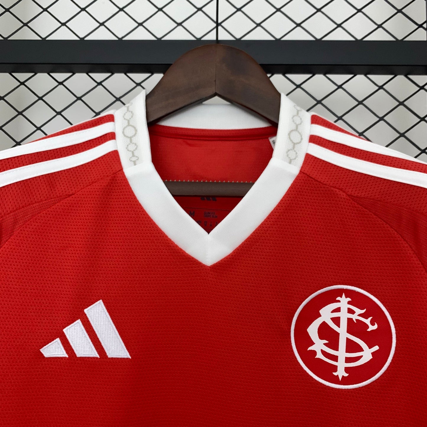 Camiseta Brasil Internacional Local 2025/26 Versión Fan