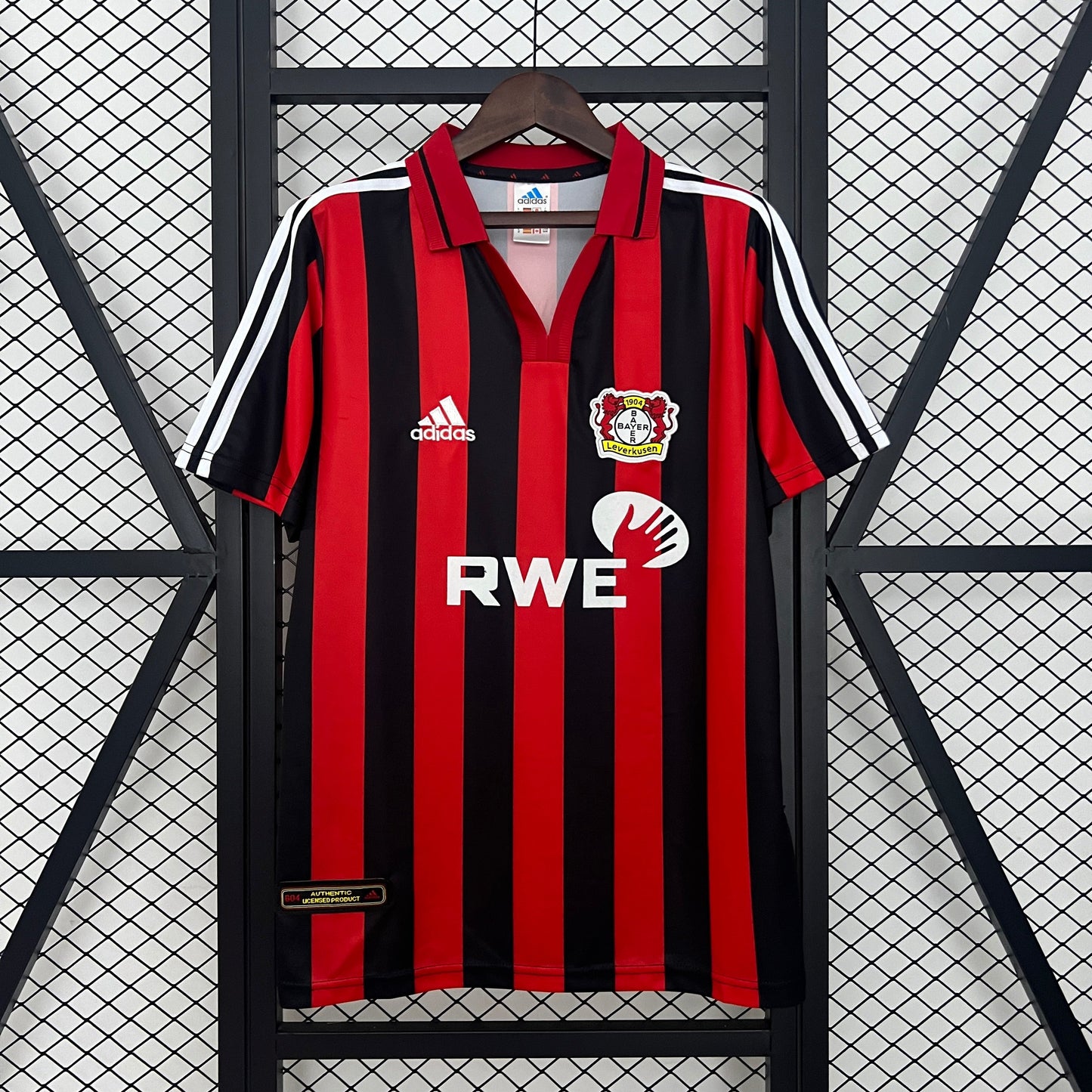 Camiseta Bayer 04 Leverkusen Local Retro 2001/02 Versión Fan
