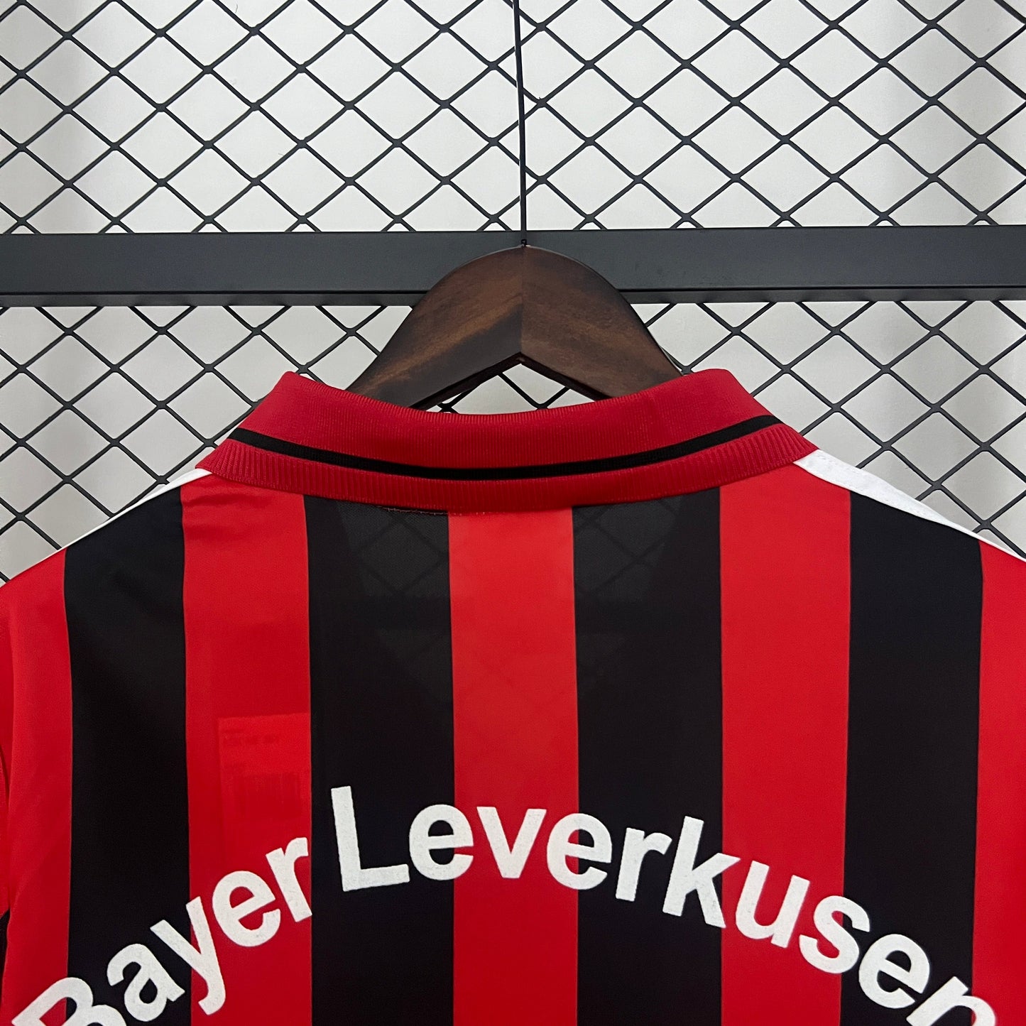 Camiseta Bayer 04 Leverkusen Local Retro 2001/02 Versión Fan