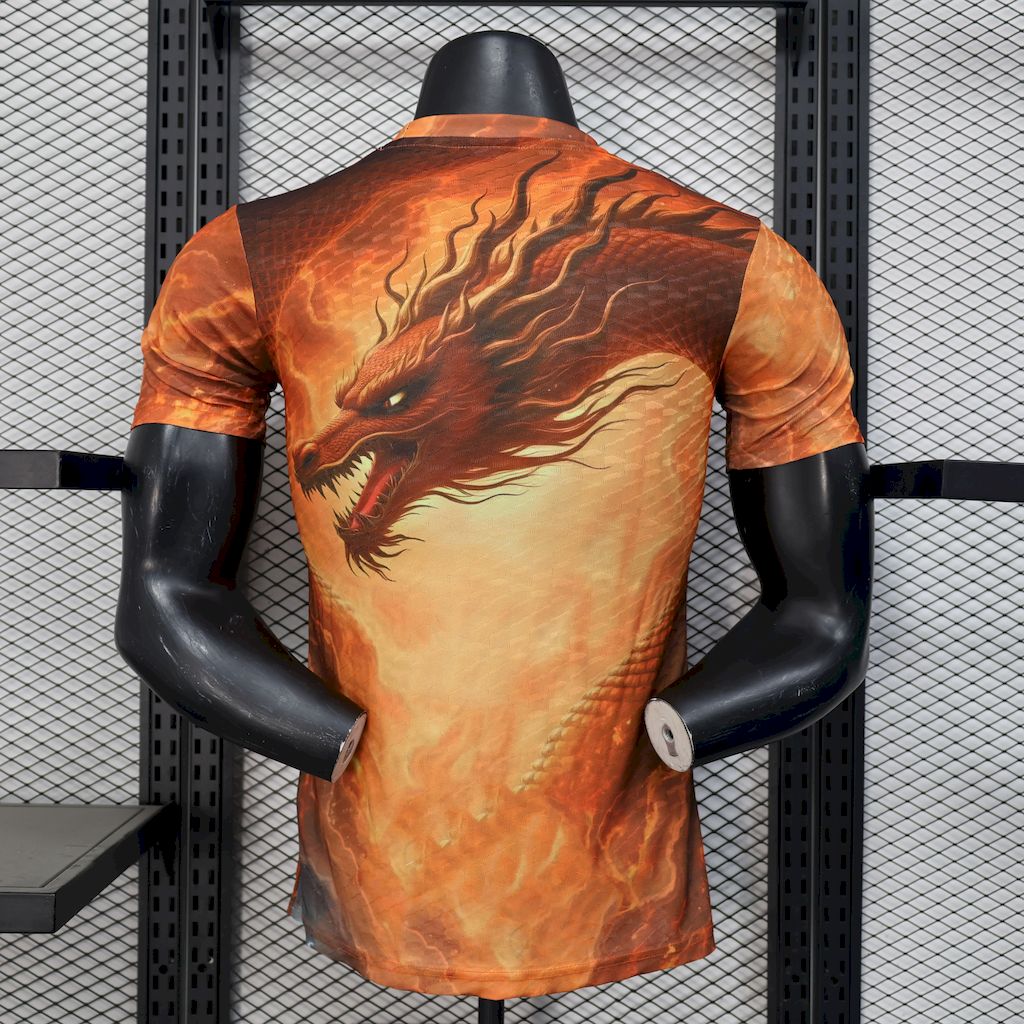 Real Madrid Edición Nezha Dragon 2025/26 Versión Jugador