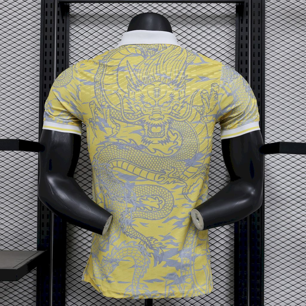 Real Madrid Polo Beige 2025/26 Versión Jugador