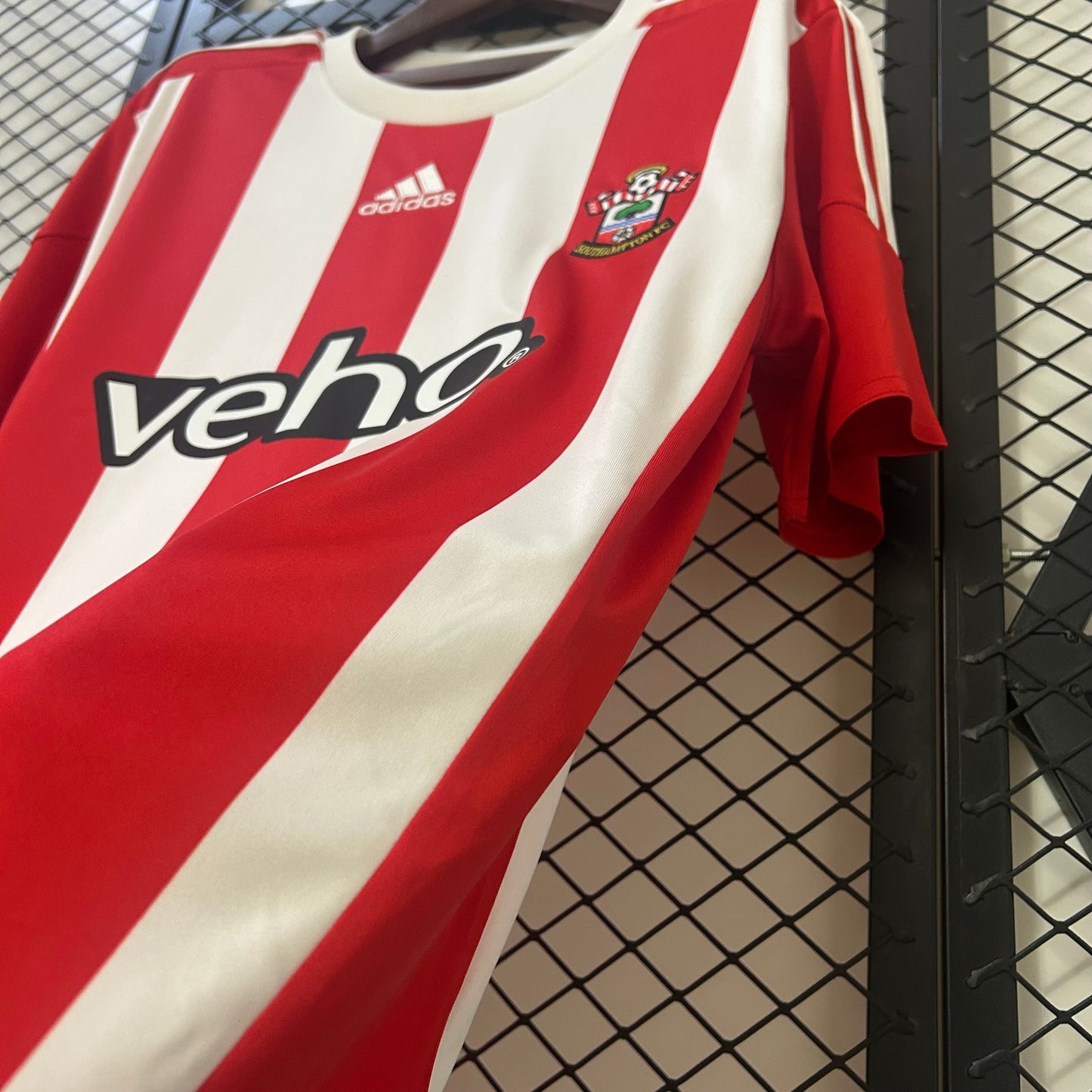 Camiseta Southampton Local Retro 2015/16 Versión Fan