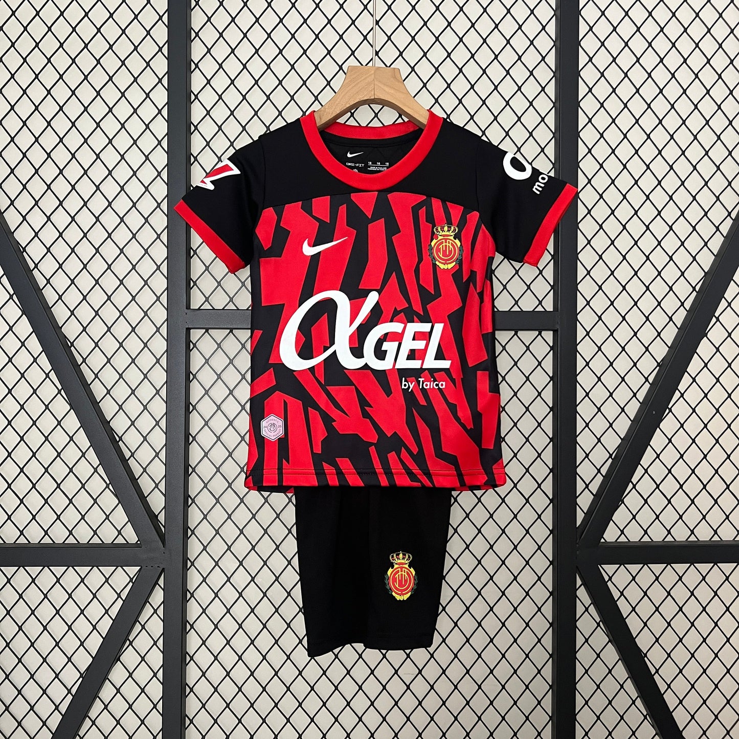 Conjunto Niños Mallorca Local 2024/25