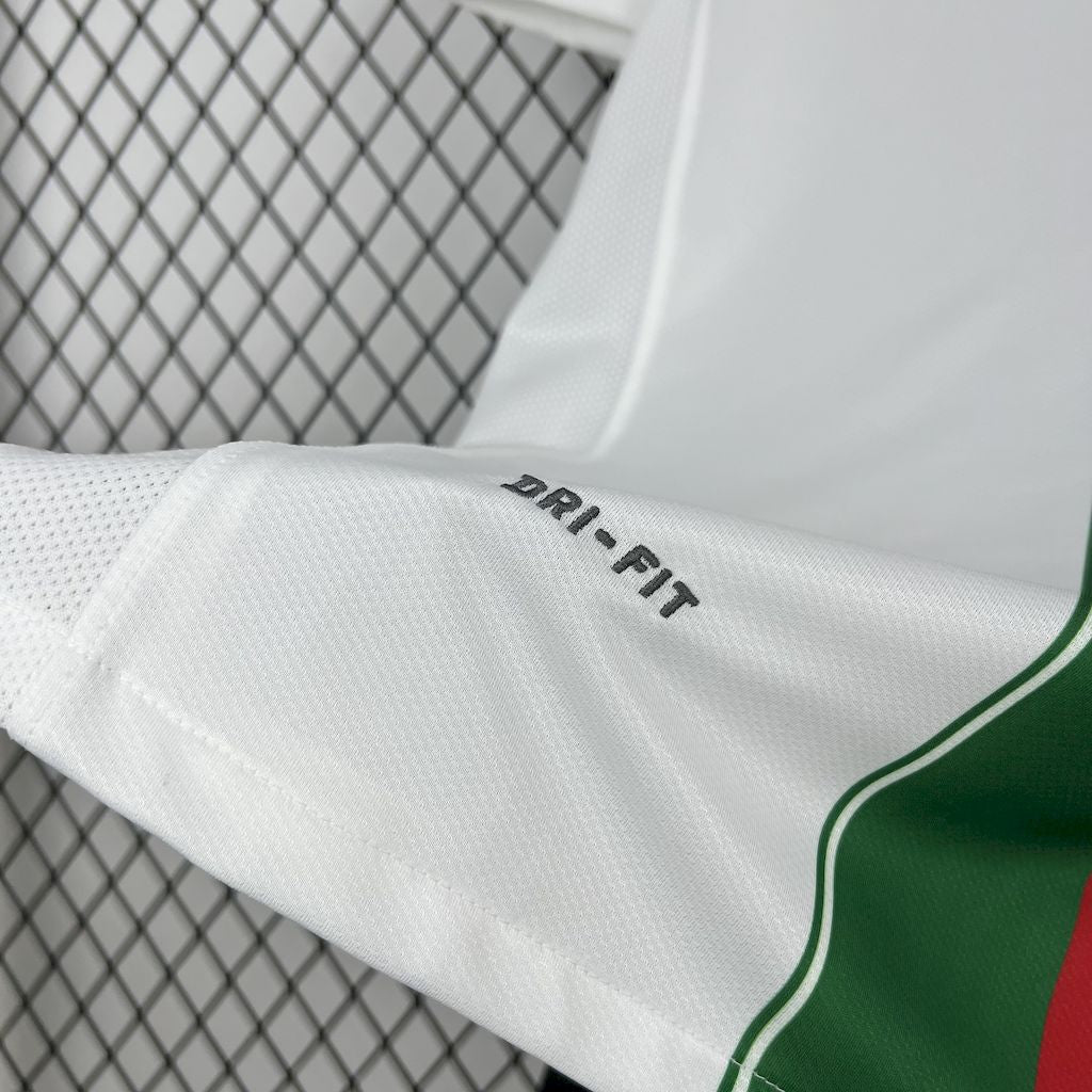 Camiseta Portugal Visita Retro 2010 Versión Fan