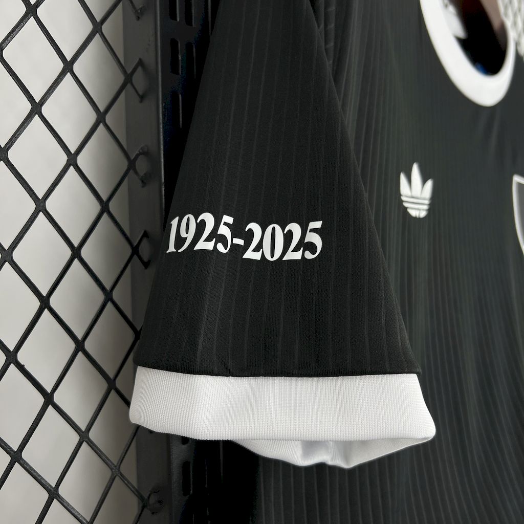 Camiseta Colo Colo "Casual Retro Negro" 2025 Versión Fan