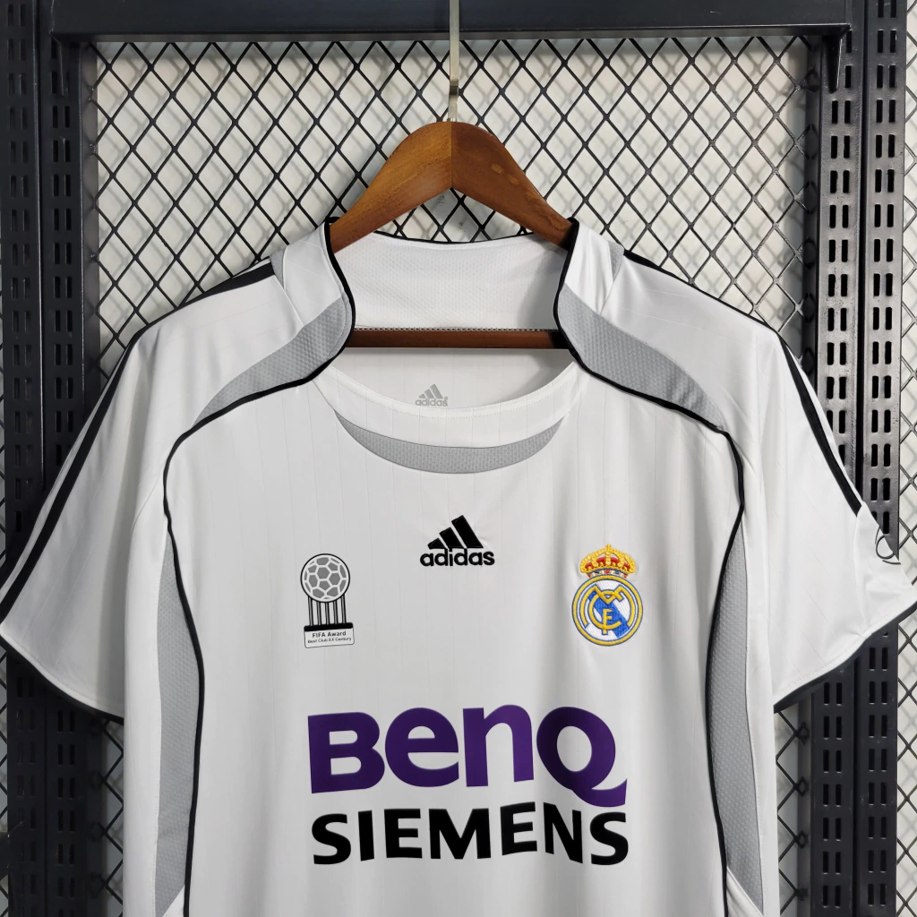 Camiseta Real Madrid Local Retro 2006/07