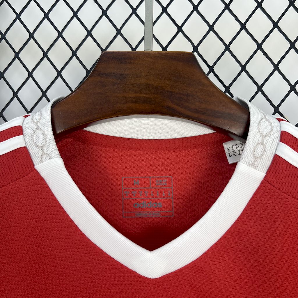 Camiseta Brasil Internacional Manga Larga Local 2025/26 Versión Fan