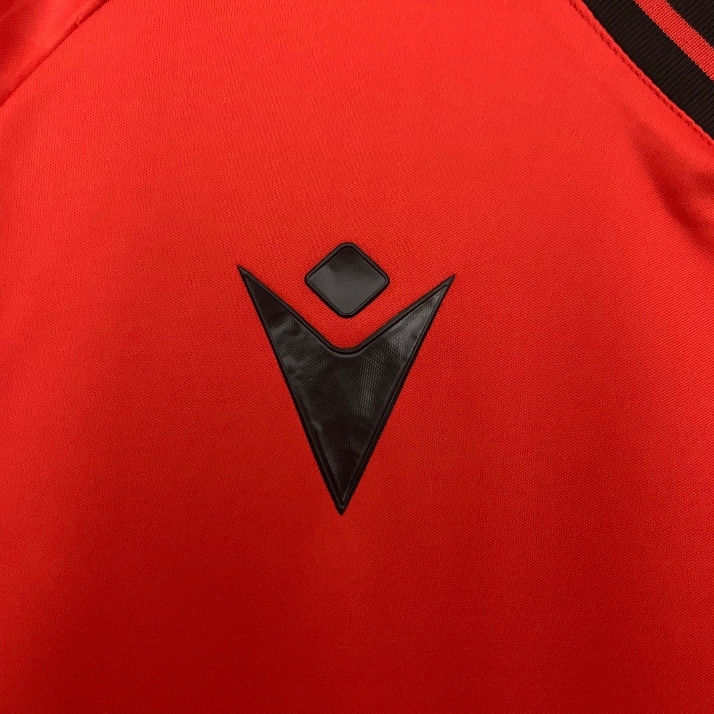 Camiseta Albania Local 2025/26 Versión Fan