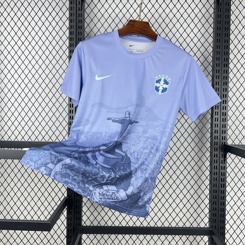 Camiseta Brasil Cristo Redentor Violeta Claro 2025/26 Versión Fan
