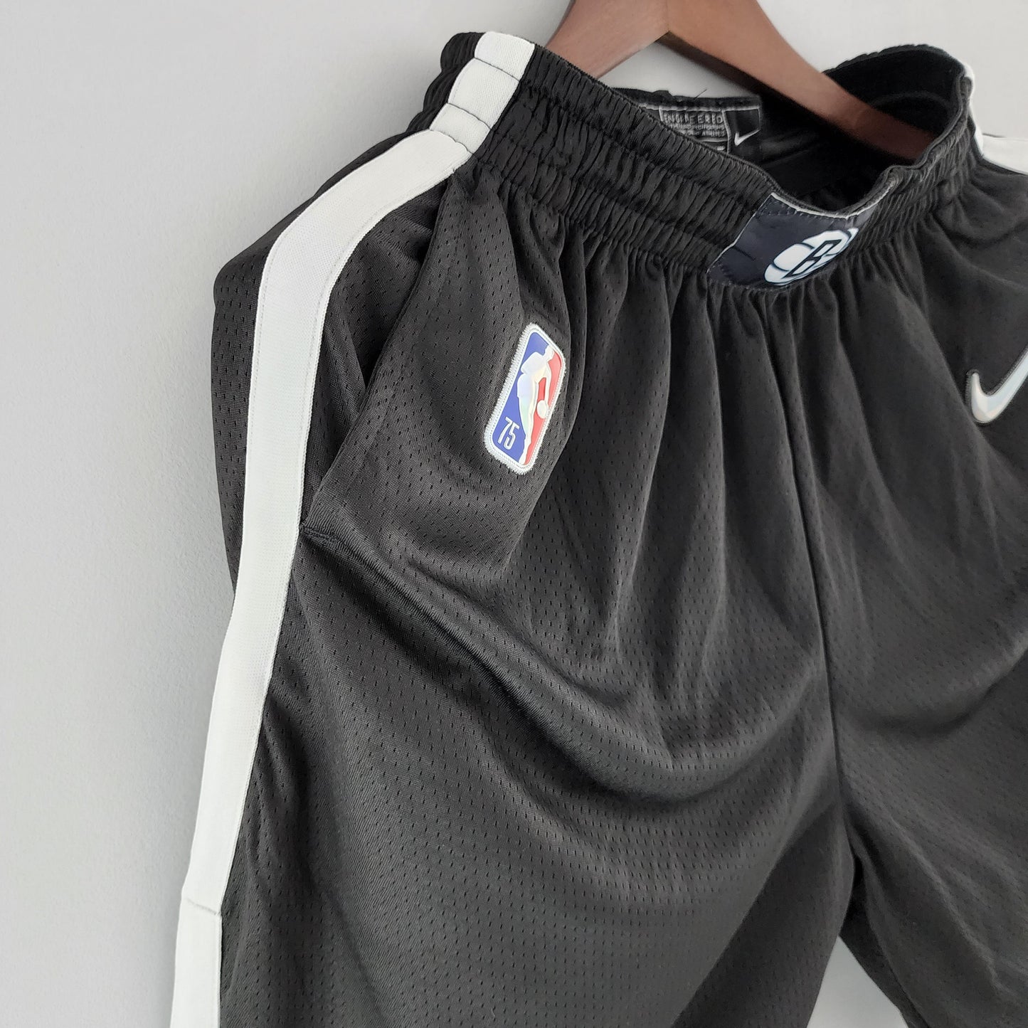 Camiseta NBA 75 Aniversario Brooklyn Nets Shorts Negros