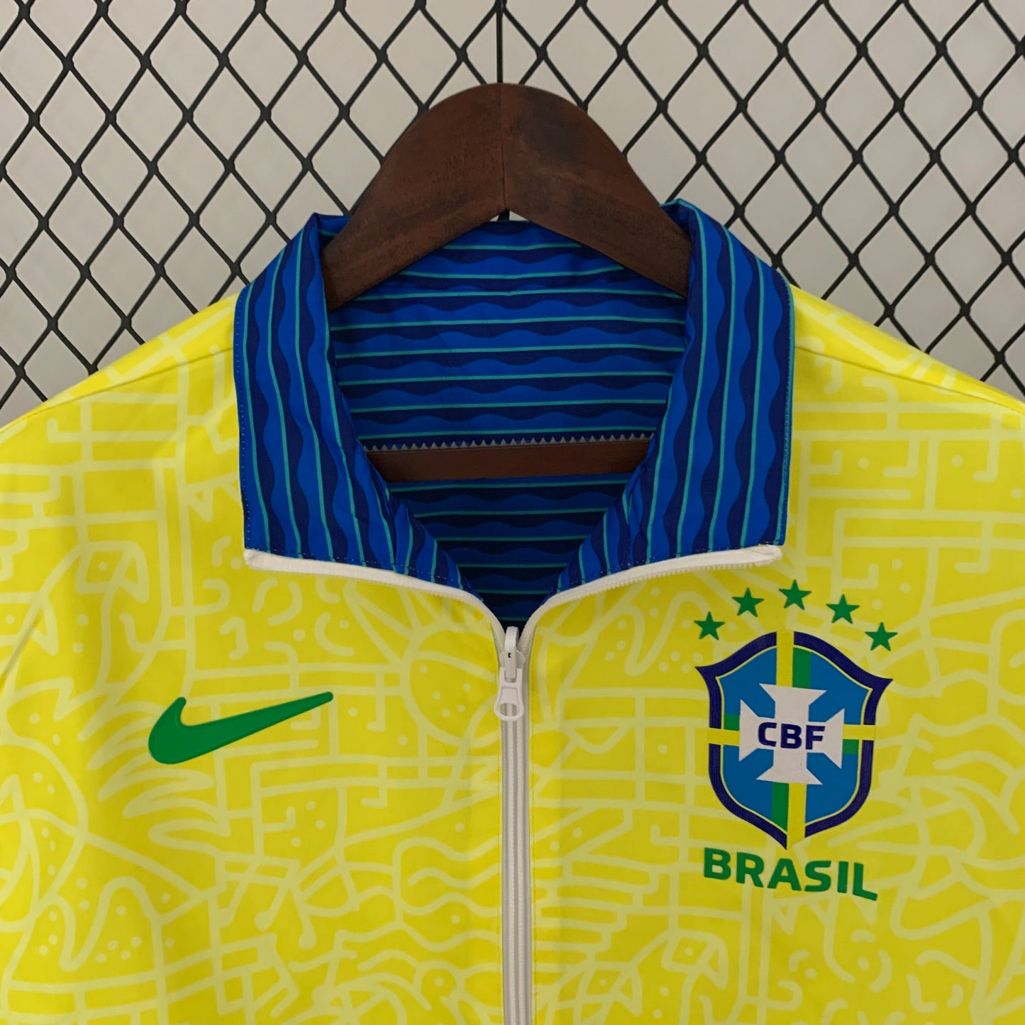 Cortavientos Reversible Brasil 2024/25