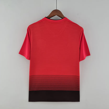 Manchester United 18/19 Local | Retro