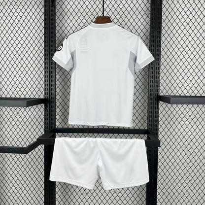 Real Madrid Kit Niños Local 2025/26