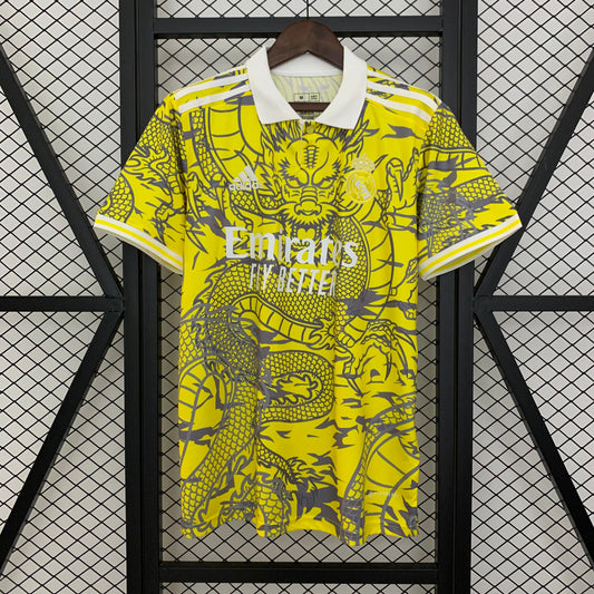 Real Madrid Edición Yellow Dragon 2025/26 Versión Fan