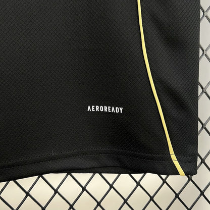 Camiseta Liverpool "Negro Dorado" 2025/26 Versión Fan