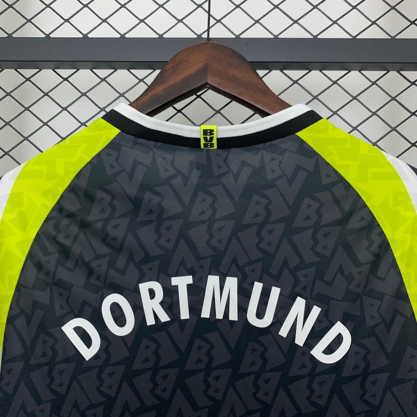 Camiseta Borussia Dortmund Visita Retro 1995/96 Versión Fan