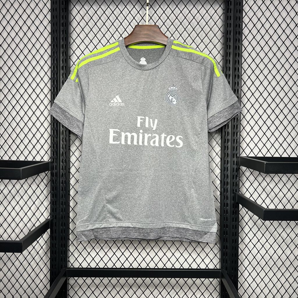 Camiseta Real Madrid Visita Retro 2015/16