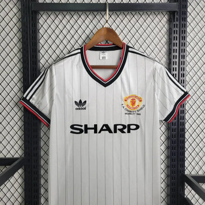 Camiseta Manchester United Retro Visita 1983
