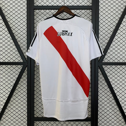 Camiseta River Plate Local Retro 2006/07 Versión Fan