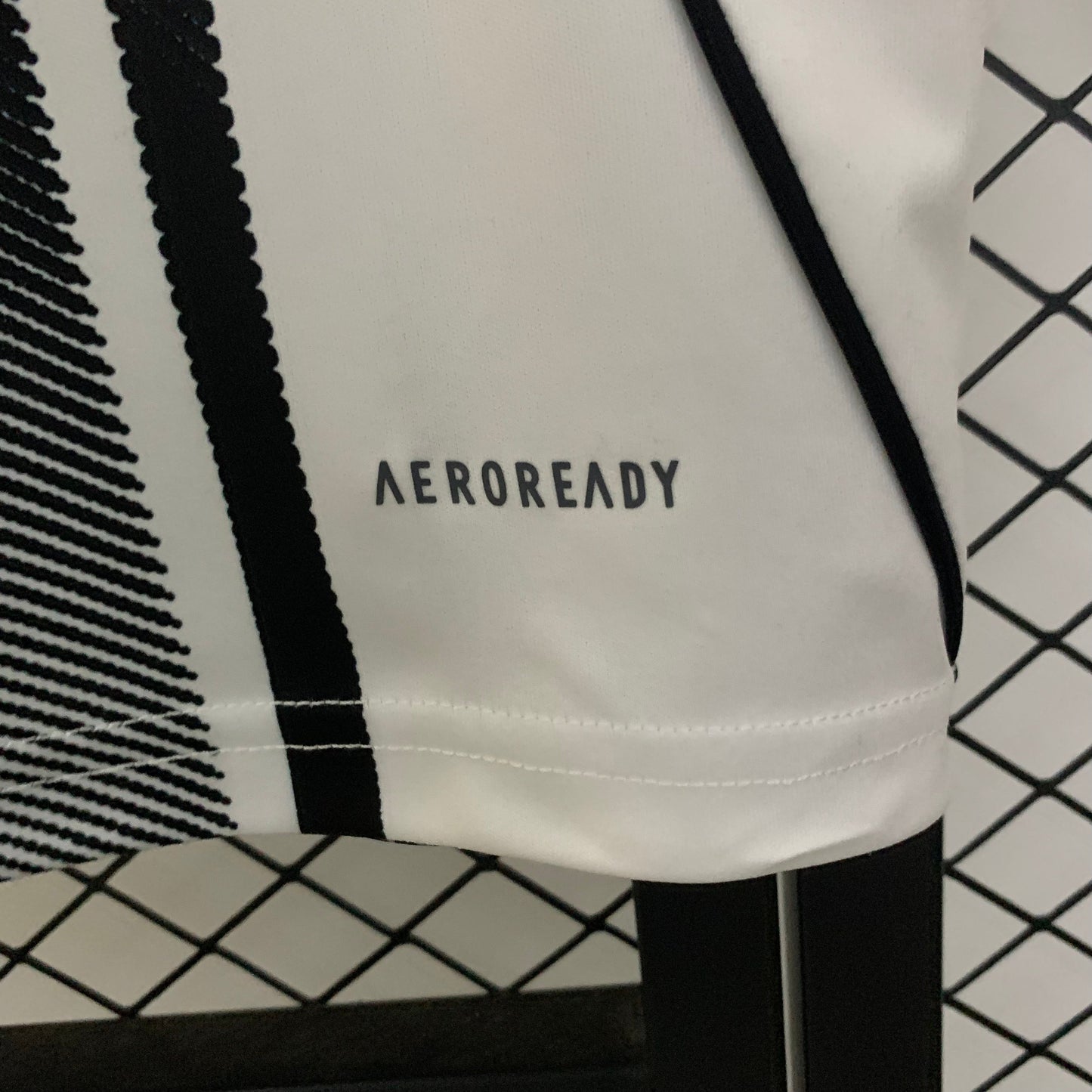 Juventus Local 2025/26 Versión Fan