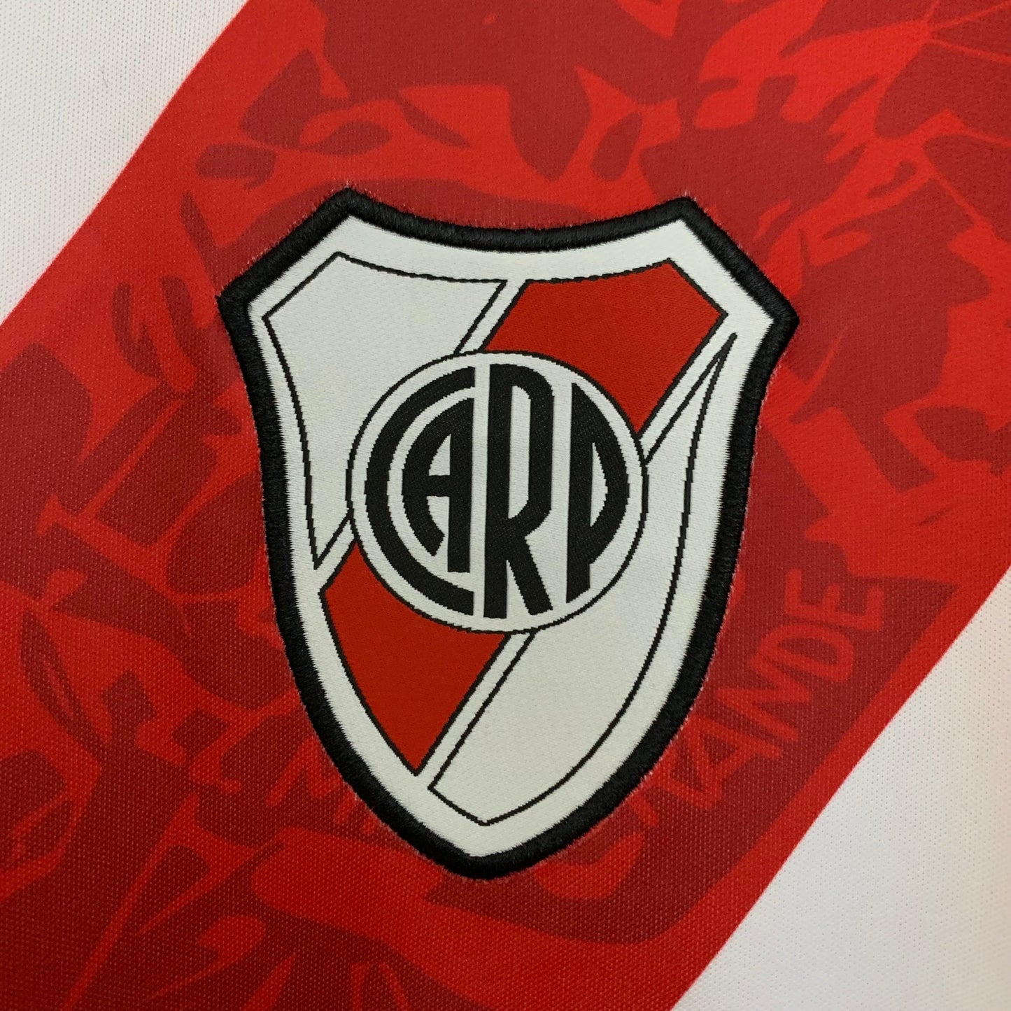 Camiseta River Plate Local Retro Manga Larga 2013/14 Versión Fan