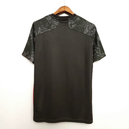 Real Madrid Tercera Retro 2020/21