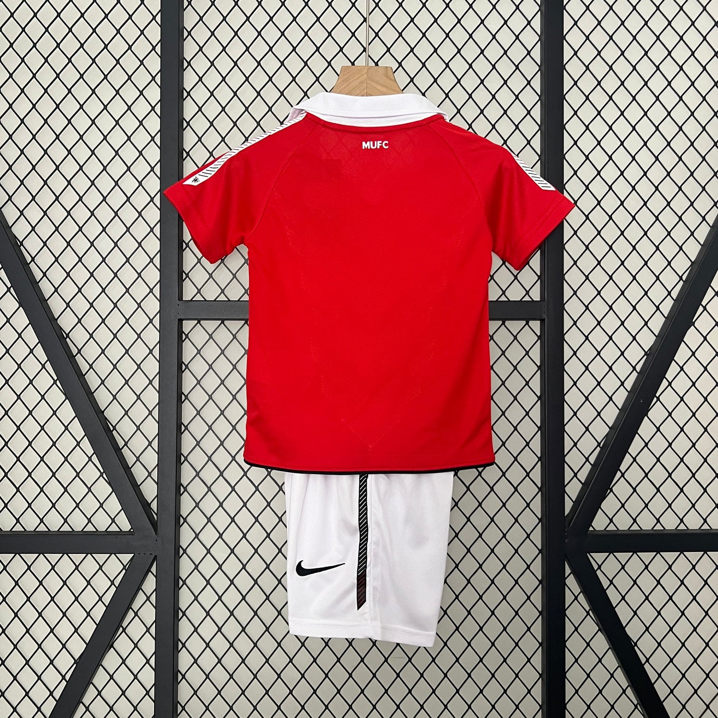 Conjunto niños Manchester United Local 2010/11 | Retro