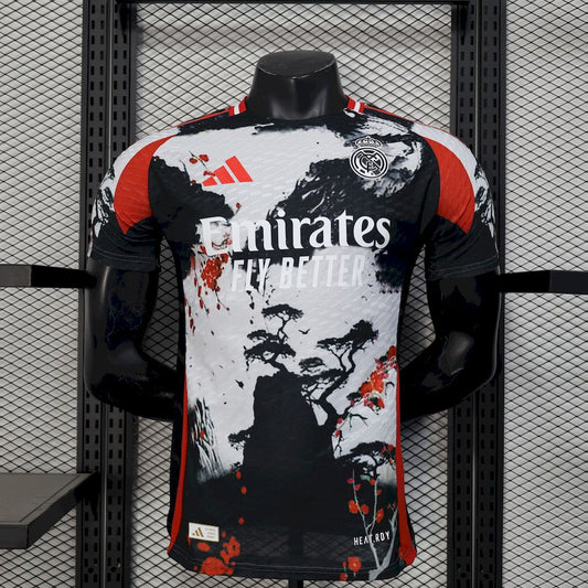 Real Madrid Edición Ink Painting 2025/26 Versión Jugador