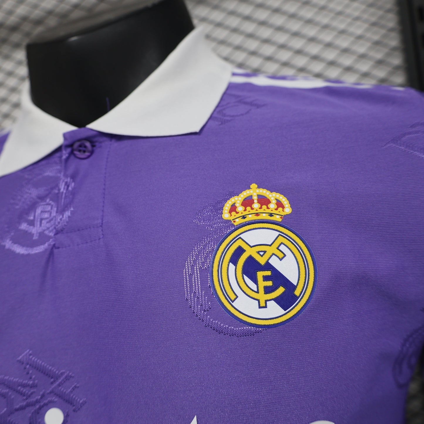 Real Madrid Polo Morada 2025/26 Versión Jugador