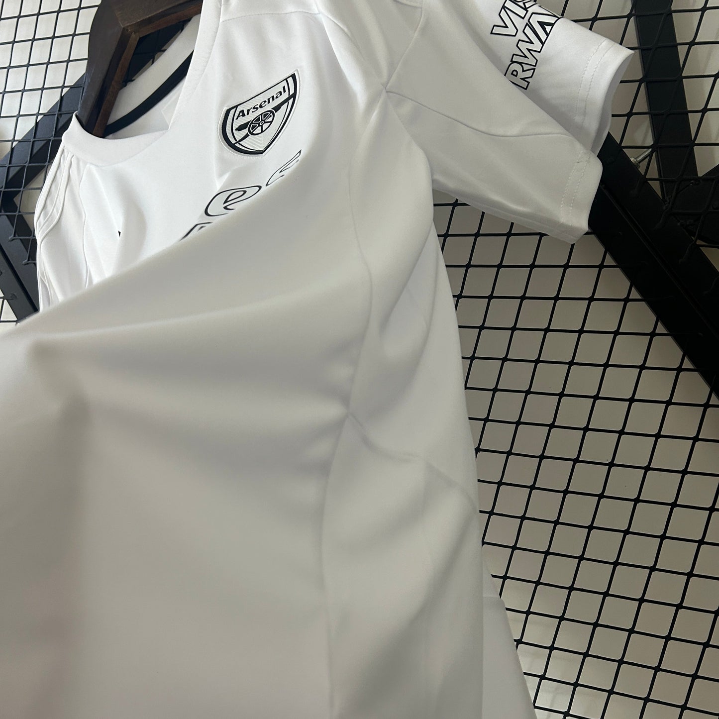 Arsenal Edición Especial Blanca 2025/26 Versión Fan