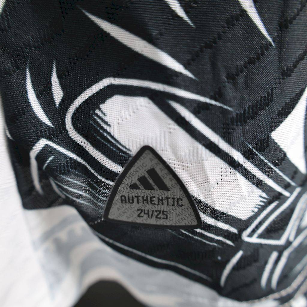 Camiseta Japón Sakura Samurai 2025/26 Versión Jugador