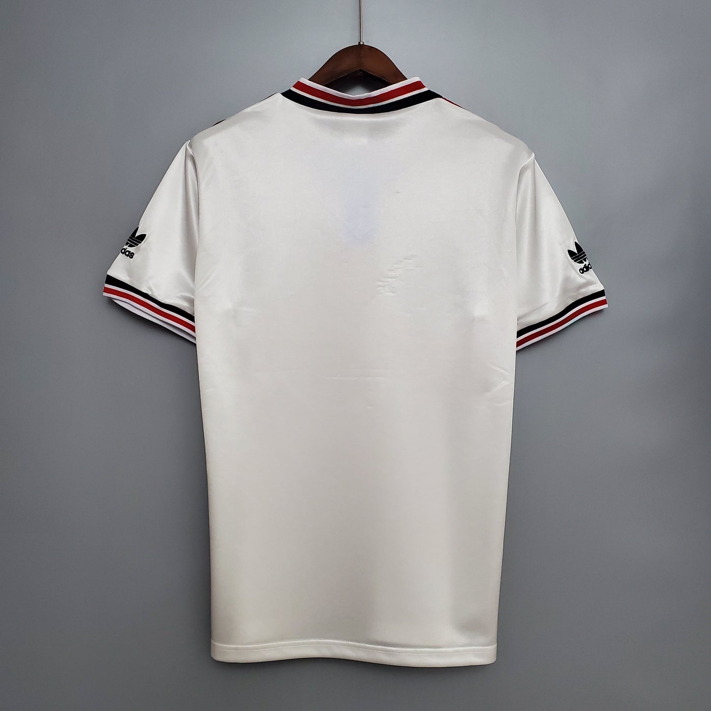 Manchester United 1985 White | Retro