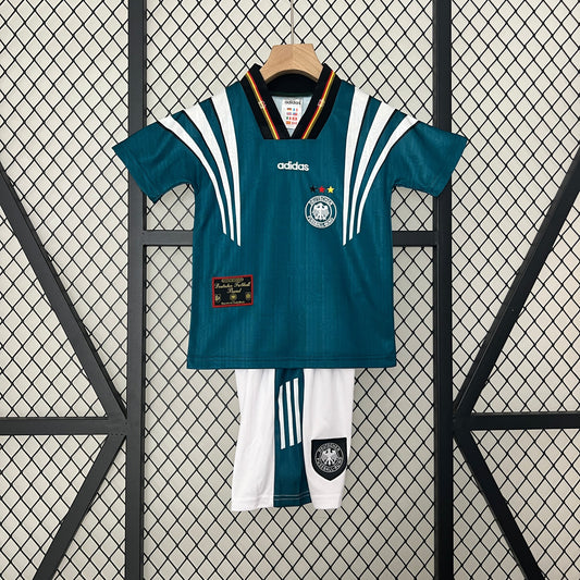 Conjunto niños Alemania 1996 Local | Retro