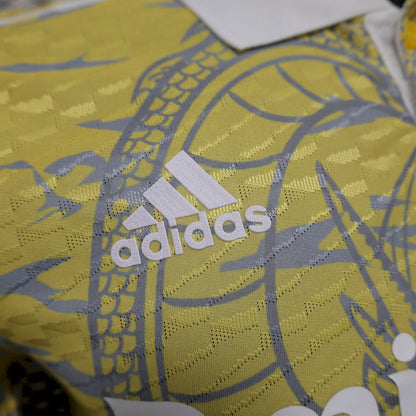 Real Madrid Polo Beige 2025/26 Versión Jugador