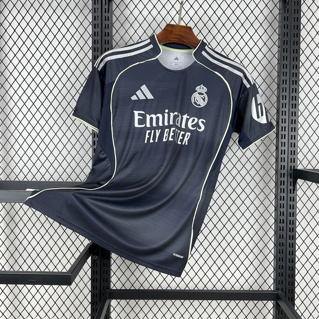 Real Madrid Visita 2025/26 Versión Fan