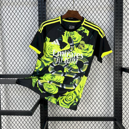 Real Madrid Edición Green Snake 2025/26 Versión Fan