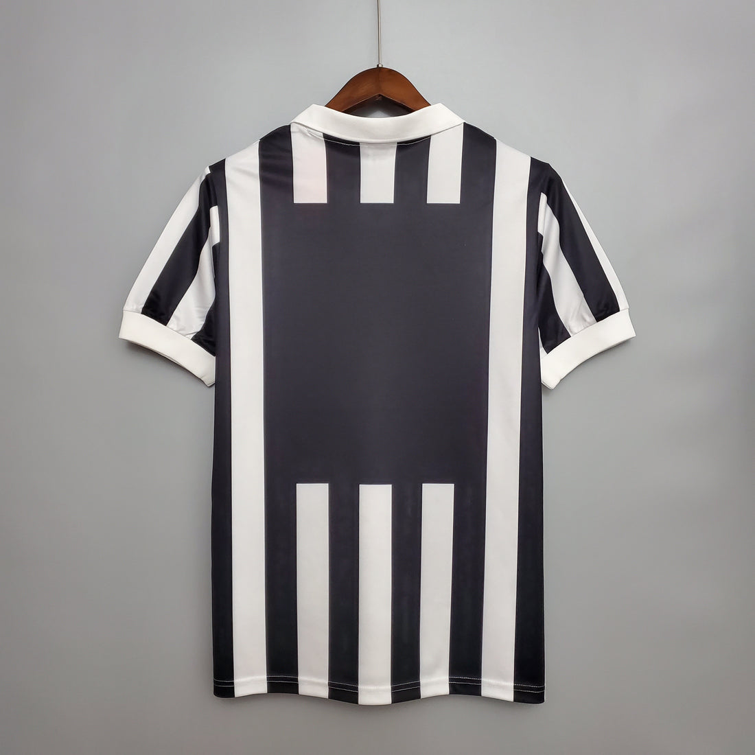 Camiseta Juventus Retro 1984/85
