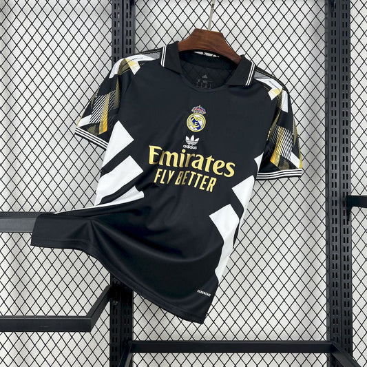 Real Madrid Edición Especial Retro 2025/26 Versión Fan