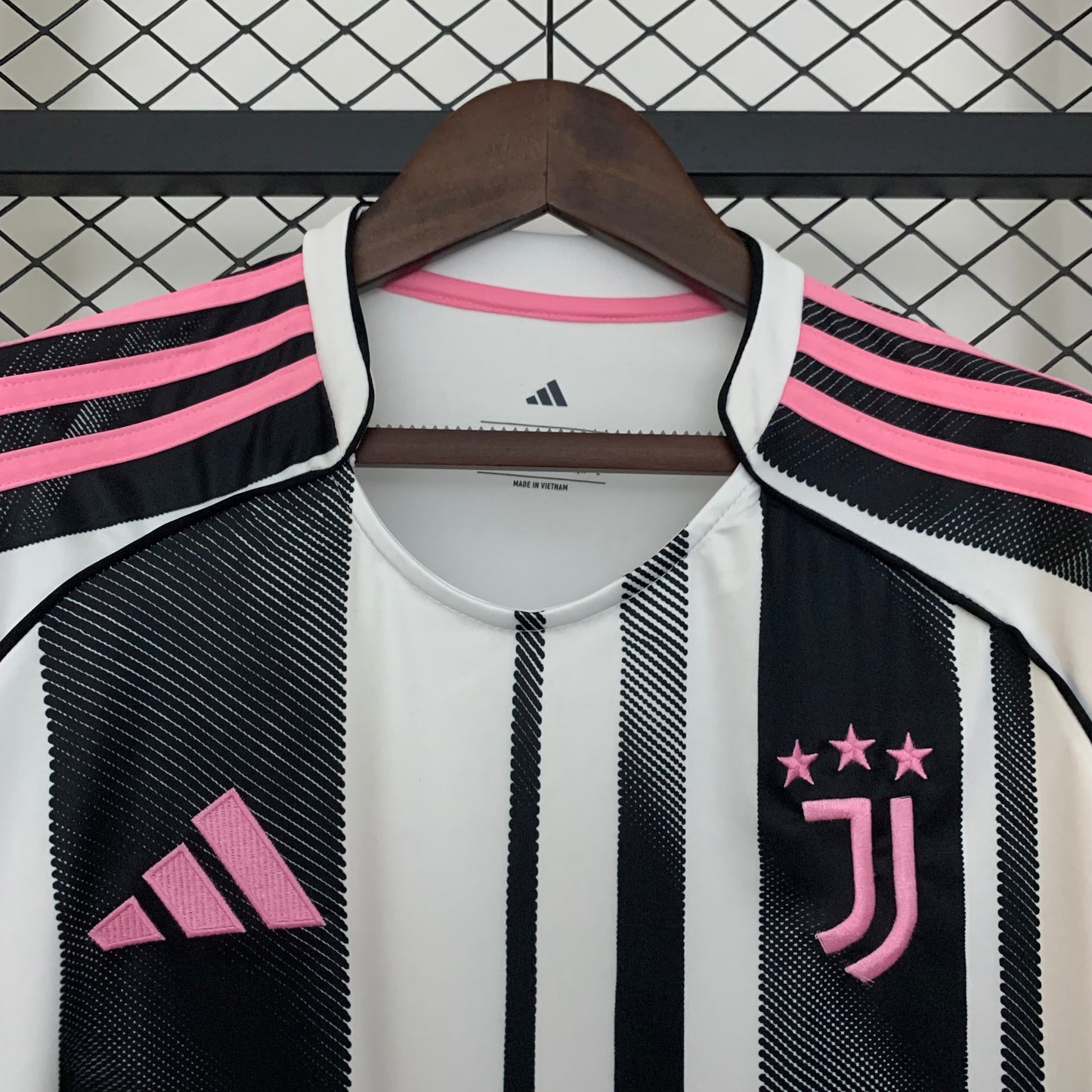 Juventus Local 2025/26 Versión Fan