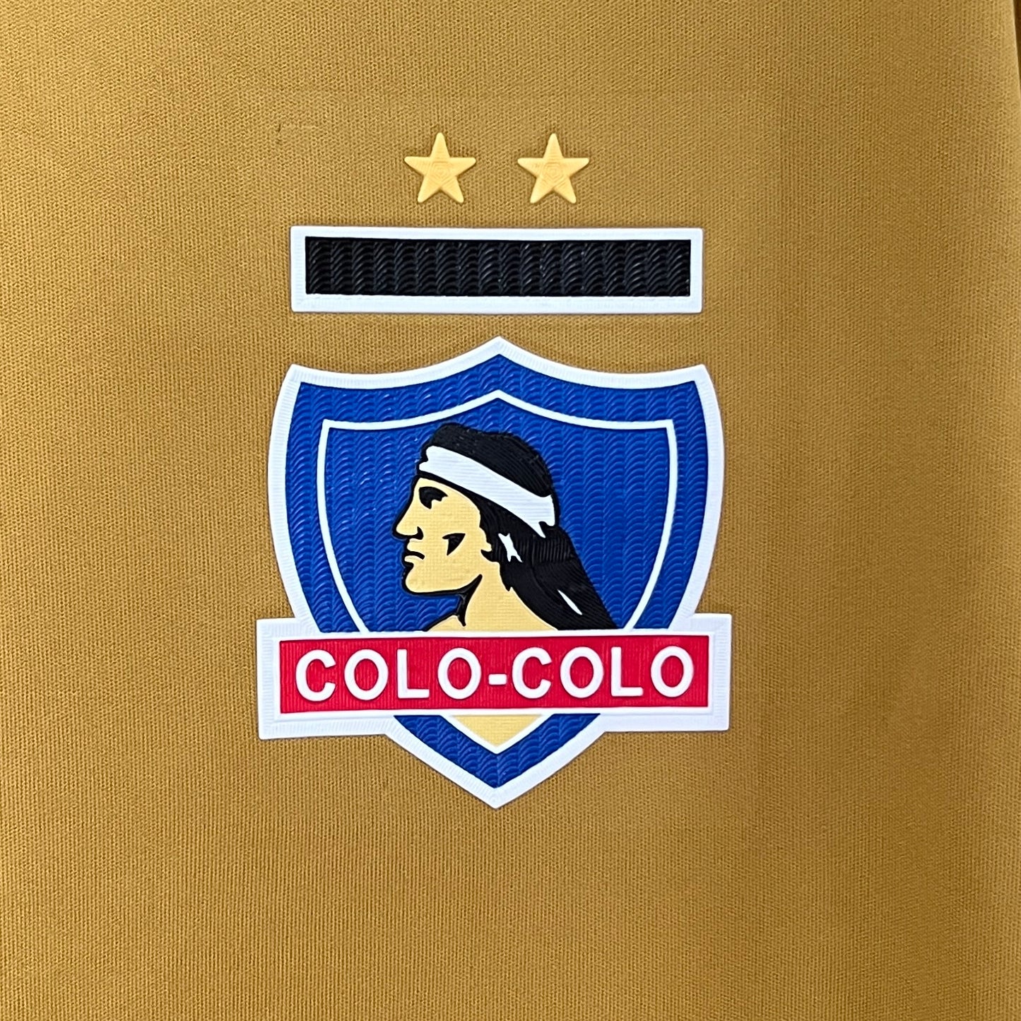 Camiseta Colo Colo Dorada 2024