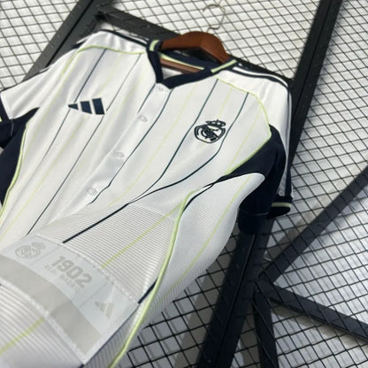 Camiseta Real Madrid Edición Especial 2025/26 Versión Fan