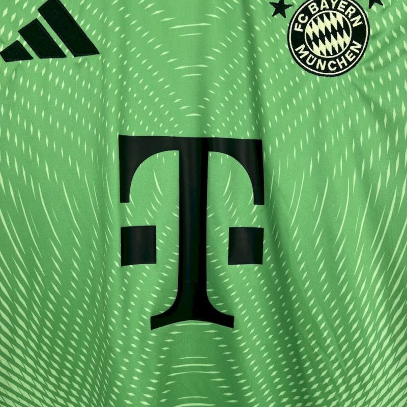 Camiseta Bayern Munich Portero Verde 2025/26 Versión Fan