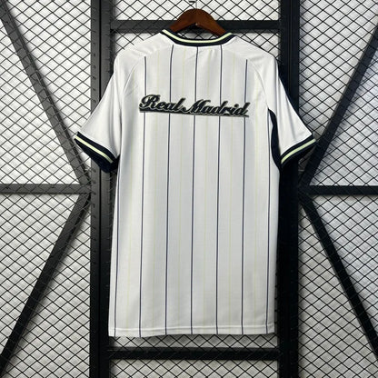 Camiseta Real Madrid Edición Especial 2025/26 Versión Fan