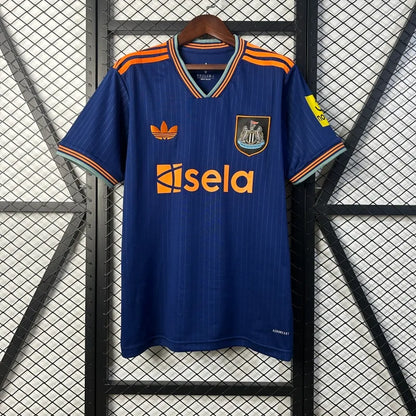 Camiseta Newcastle Tercera 2025/26 Versión Fan