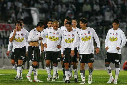 Camiseta Colo Colo 2006 Local manga larga | Retro