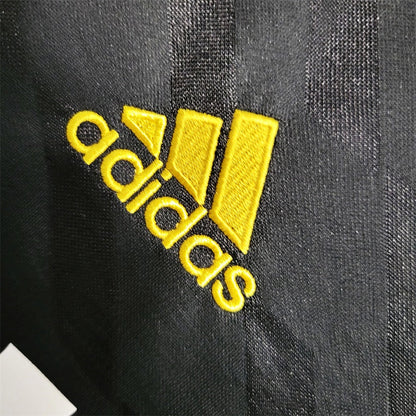 Camiseta Real Madrid Visita Retro 2011/12